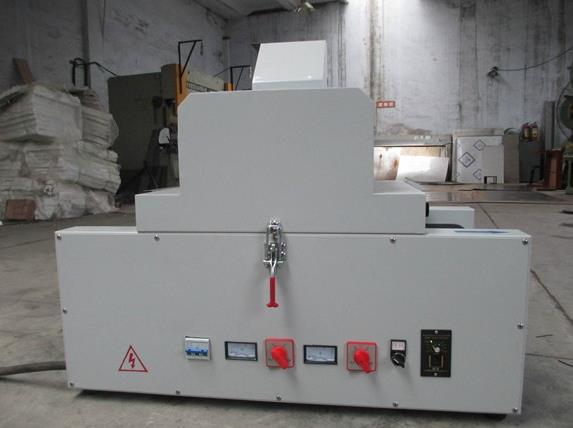 臺(tái)式uv機(jī)循環(huán)設(shè)計(jì)，能源節(jié)省